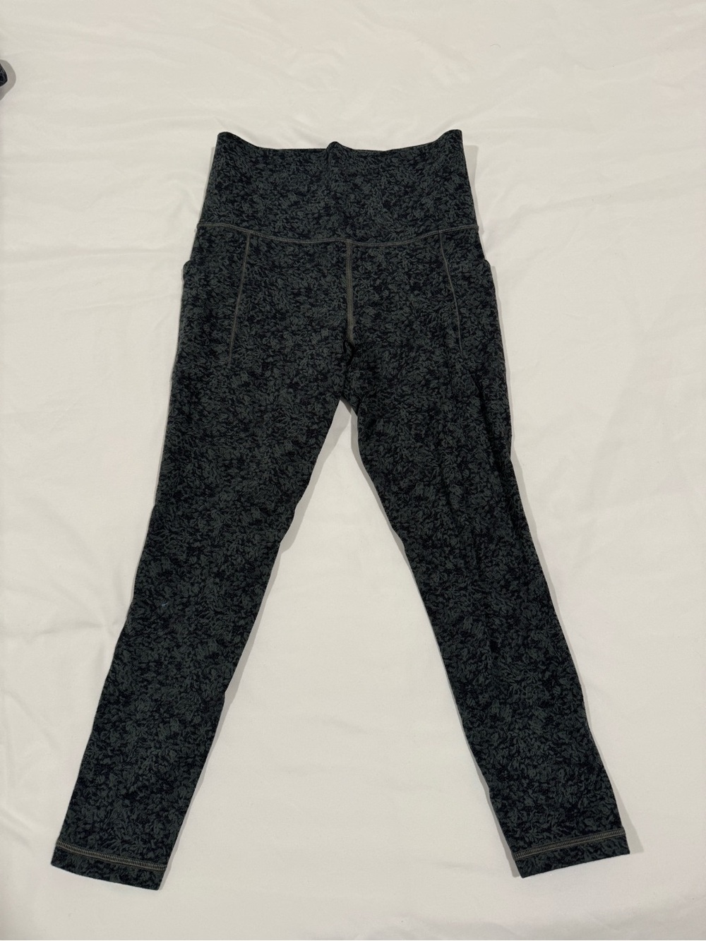 Athleta Salutation Matching Set - Picture 5 of 8